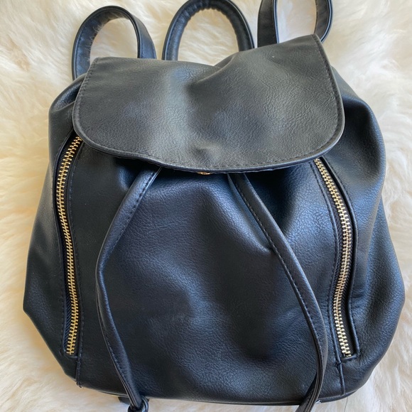 Mossimo Supply Co. Handbags - ‼️SUPER CUTE BLACK SMALL BACKPACK/PURSE